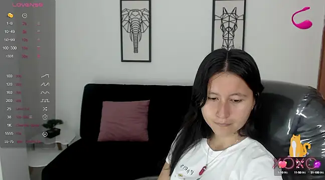 Snapshot of xoxo_kiitty chatting on March 2, 2025, 12:11 pm xoxo kiitty online show from March 2, 2025, 12:11 pm