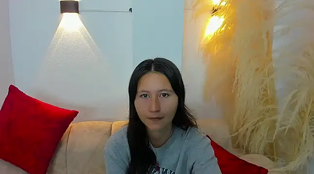 Snapshot of xoxo_kiitty chatting on March 7, 2025, 12:01 pm xoxo kiitty online show from March 7, 2025, 12:01 pm