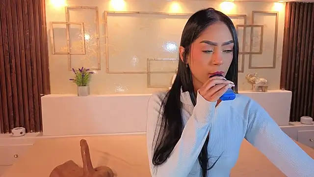 Snapshot of ChloeMoon9 chatting on September 25, 2025, 11:58 am ChloeMoon9 online show from September 25, 2025, 11:58 am