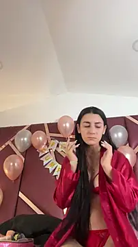 Snapshot of DanielaMedinaa chatting on October 15, 2025, 8:20 pm DanielaMedinaa online show from October 15, 2025, 8:20 pm