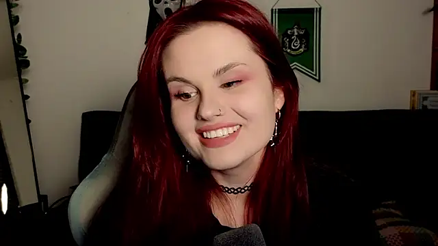 Della Ideal online show from December 3, 2025, 6:17 pm