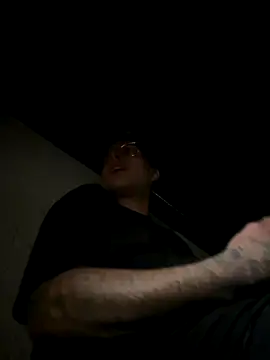 Snapshot of Cristopher1112 chatting on November 8, 2025, 5:07 am Cristopher1112 online show from November 8, 2025, 5:07 am