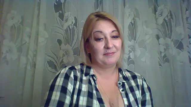 Snapshot of ArielXLoveresss chatting on February 25, 2025, 4:21 pm ArielXLoveresss online show from February 25, 2025, 4:21 pm