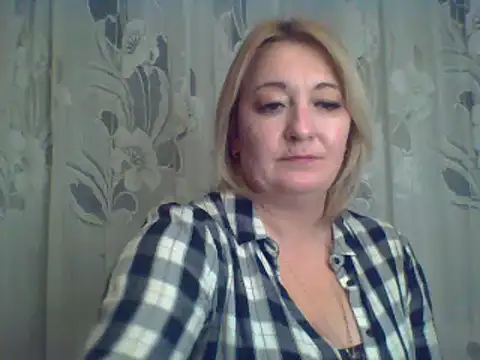 Snapshot of ArielXLoveresss chatting on February 27, 2025, 4:10 pm ArielXLoveresss online show from February 27, 2025, 4:10 pm