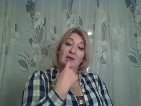 Snapshot of ArielXLoveresss chatting on February 27, 2025, 7:15 pm ArielXLoveresss online show from February 27, 2025, 7:15 pm