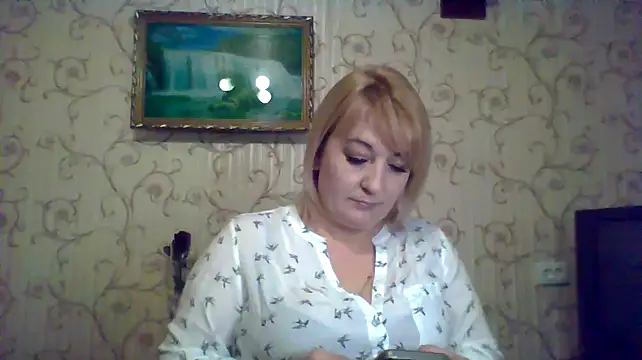 Snapshot of ArielXLoveresss chatting on March 14, 2025, 5:02 pm ArielXLoveresss online show from March 14, 2025, 5:02 pm