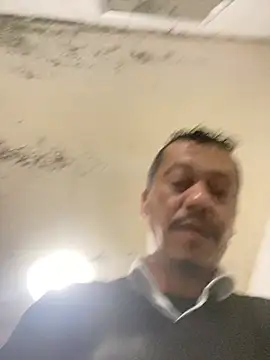 Snapshot of rogerdik76 chatting on January 16, 2026, 6:28 am rogerdik76 online show from January 16, 2026, 6:28 am