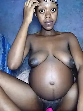 Snapshot of DaddysBigBelly chatting on March 2, 2025, 11:53 pm DaddysBigBelly online show from March 2, 2025, 11:53 pm