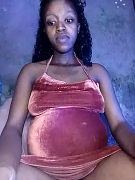 Snapshot of DaddysBigBelly chatting on March 15, 2025, 7:16 pm DaddysBigBelly online show from March 15, 2025, 7:16 pm