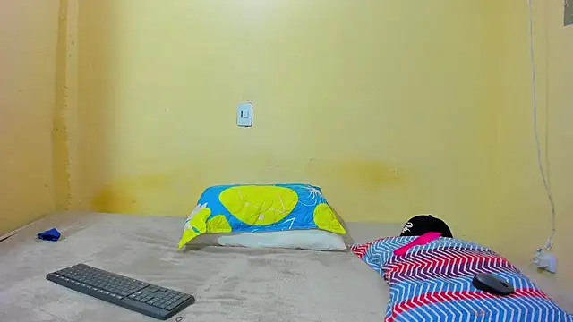 Ixchell dewei online show from September 27, 2025, 7:19 pm