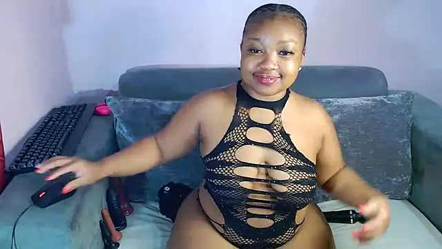 SEXYASSTINAXXX online show from July 29, 2026, 3:48 am