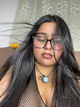Snapshot of virginbrunette99 chatting on June 17, 2026, 5:54 am virginbrunette99 online show from June 17, 2026, 5:54 am