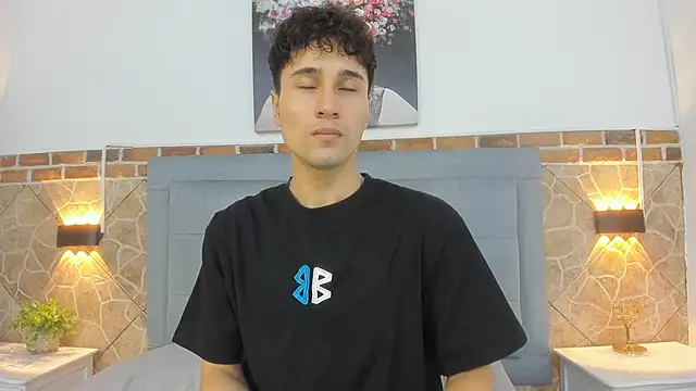 Snapshot of buddy_whitte chatting on March 8, 2025, 11:27 am buddy whitte online show from March 8, 2025, 11:27 am