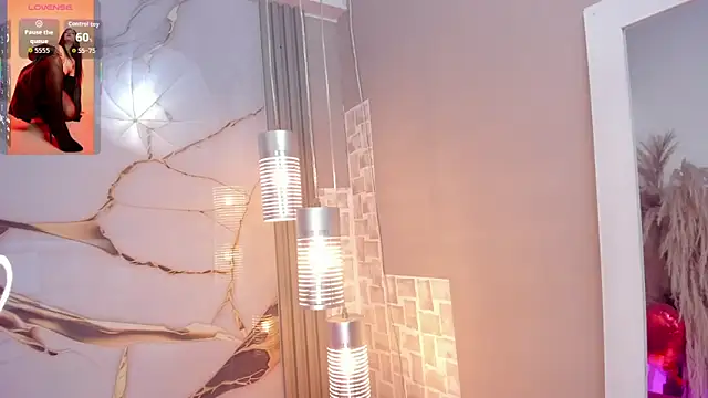 Bella williamss  online show from November 8, 2025, 7:56 pm