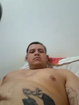 comcoroas online show from June 1, 2026, 12:56 am