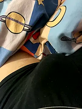 zou 9997 online show from December 1, 2025, 3:22 am