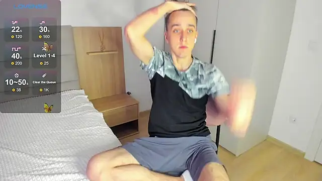 Snapshot of your_super_hero chatting on February 25, 2025, 6:47 am your super hero online show from February 25, 2025, 6:47 am