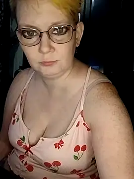 Mellyjellygoddess420 online show from May 26, 2026, 7:59 am