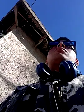 Elcabezhupas97 online show from October 29, 2025, 9:38 pm