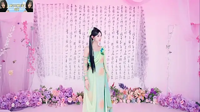 badgirl777888 online show from October 1, 2025, 10:21 am