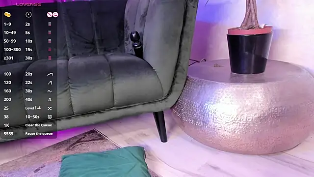 CutiePie69   online show from September 30, 2025, 7:41 pm