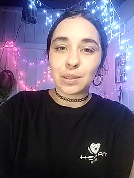 Fellyna online show from September 28, 2025, 6:46 pm