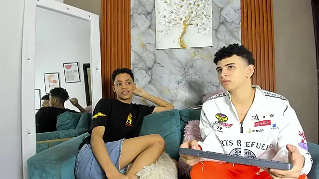 KING OFF BOYS online show from May 13, 2026, 2:36 pm