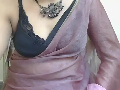 Snapshot of Lovely_Manvi chatting on October 2, 2025, 12:01 pm Lovely Manvi online show from October 2, 2025, 12:01 pm