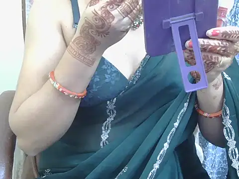 Snapshot of Lovely_Manvi chatting on October 11, 2025, 12:04 pm Lovely Manvi online show from October 11, 2025, 12:04 pm