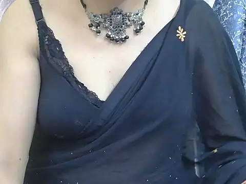 Snapshot of Lovely_Manvi chatting on November 2, 2025, 12:18 pm Lovely Manvi online show from November 2, 2025, 12:18 pm