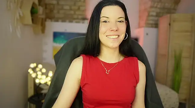 April Olsen online show from March 18, 2025, 10:14 am