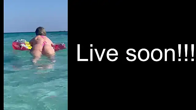 Snapshot of _Allie_ chatting on October 19, 2025, 5:30 am Allie online show from October 19, 2025, 5:30 am