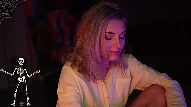 Snapshot of _Allie_ chatting on October 26, 2025, 5:46 am Allie online show from October 26, 2025, 5:46 am