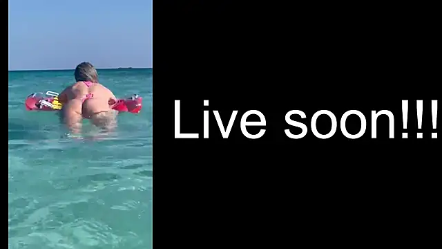 Snapshot of _Allie_ chatting on October 27, 2025, 5:33 am Allie online show from October 27, 2025, 5:33 am