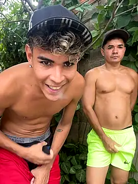 twinks 28 online show from September 29, 2025, 5:18 pm