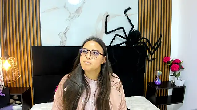 Snapshot of Samy_jons chatting on October 16, 2025, 12:28 pm Samy jons online show from October 16, 2025, 12:28 pm