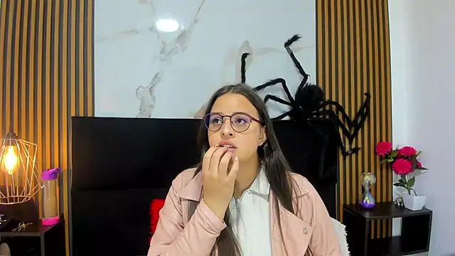 Snapshot of Samy_jons chatting on October 22, 2025, 6:29 pm Samy jons online show from October 22, 2025, 6:29 pm