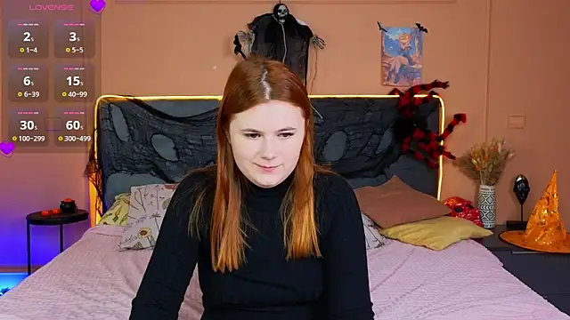 Eva Starlight online show from October 22, 2025, 4:13 am