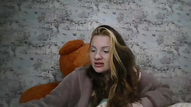 Eveline May online show from October 23, 2025, 3:00 pm