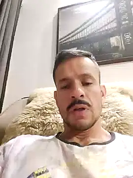 juniortche1313 online show from October 16, 2025, 1:17 am