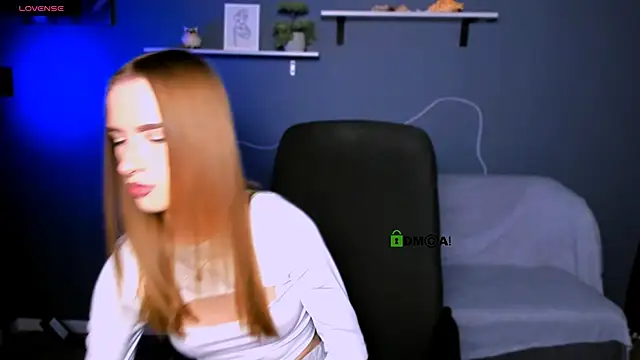 doll vey online show from October 19, 2025, 7:14 pm