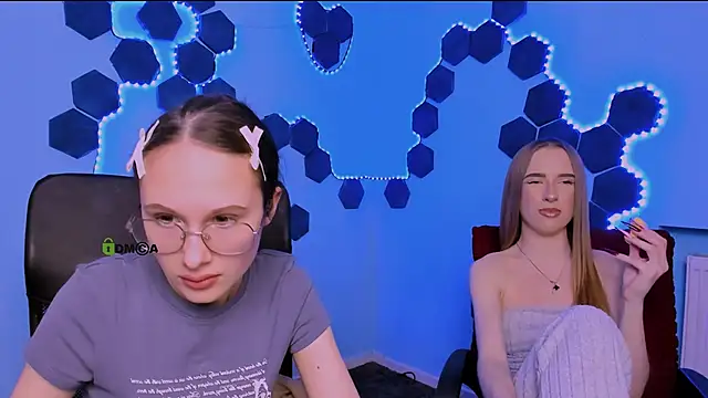 Snapshot of doll_vey chatting on December 20, 2025, 8:16 pm doll vey online show from December 20, 2025, 8:16 pm