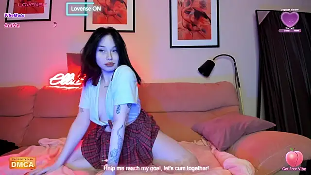 Snapshot of ElliSweetTease chatting on March 14, 2025, 6:07 pm ElliSweetTease online show from March 14, 2025, 6:07 pm