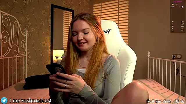 CuteStella  online show from October 24, 2025, 3:25 am