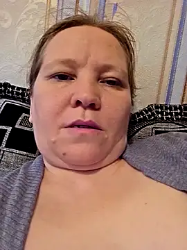 Snapshot of -Kathrine_kit- chatting on October 14, 2025, 9:54 am -Kathrine kit- online show from October 14, 2025, 9:54 am