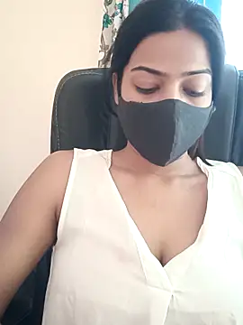 CRAZY  BITE online show from April 17, 2026, 10:51 am