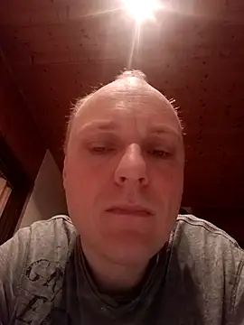 Snapshot of ReneLocken1 chatting on February 27, 2025, 4:09 am ReneLocken1 online show from February 27, 2025, 4:09 am