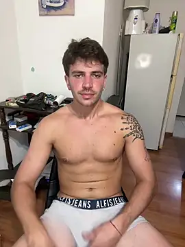 Snapshot of shuki0101 chatting on March 22, 2025, 10:26 pm shuki0101 online show from March 22, 2025, 10:26 pm