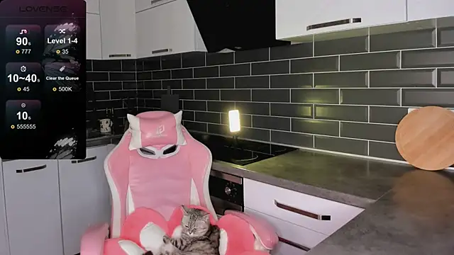 ShaiyaMinn3 online show from January 7, 2026, 5:15 pm