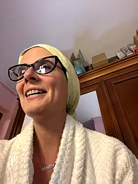 NataKitten online show from October 5, 2025, 6:28 pm